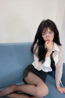 明星专题：李珉廷